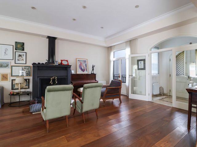 place photo 98