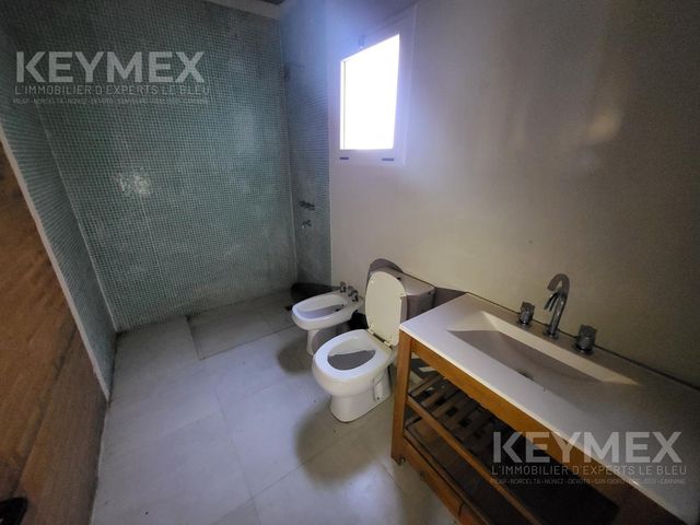 place photo 47