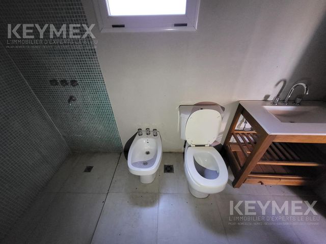 place photo 48