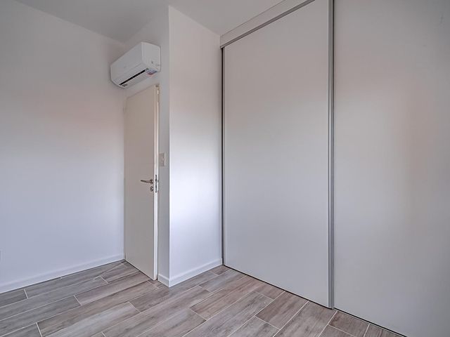 place photo 50
