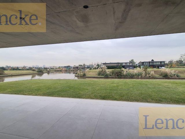place photo 56