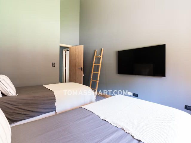 place photo 49
