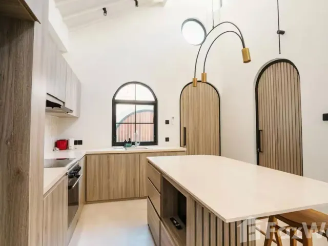 place photo 49