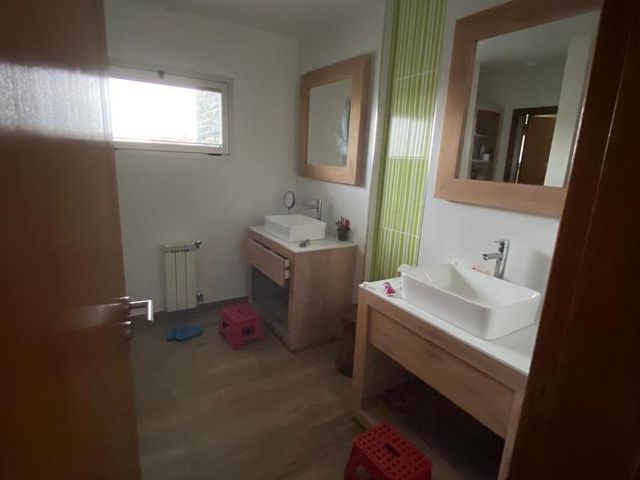place photo 94