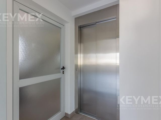 place photo 49