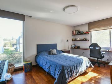 place photo 48