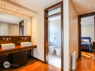 place photo 47