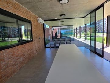 place photo 34