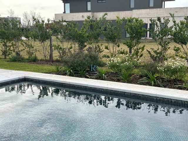place photo 62