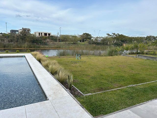 place photo 65