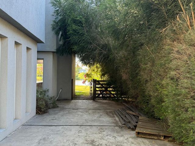 place photo 47