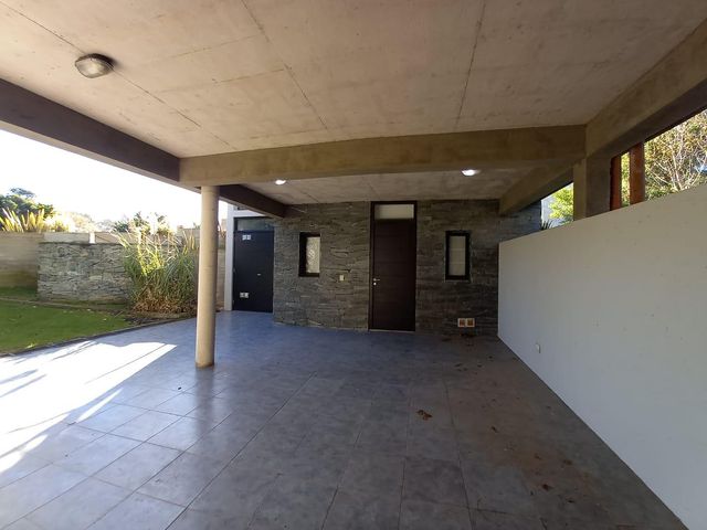 place photo 54