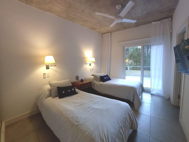 place photo 61