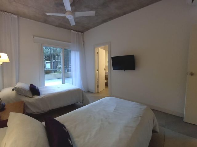 place photo 64
