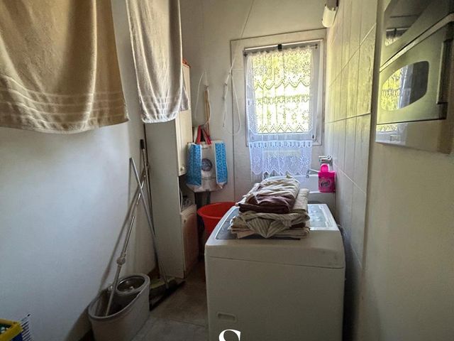 place photo 50