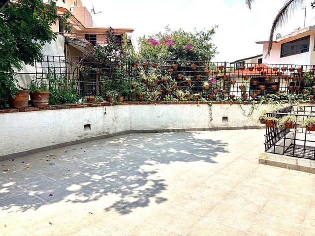 place photo 25
