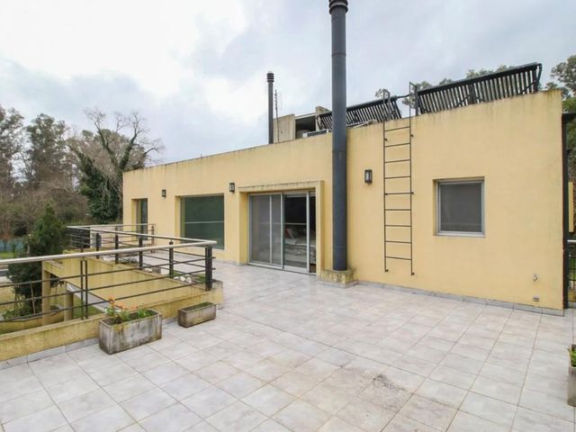 place photo 55