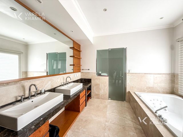 place photo 44