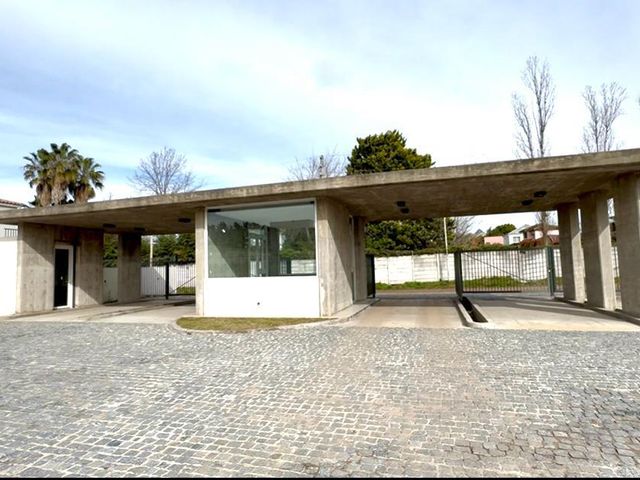 place photo 32