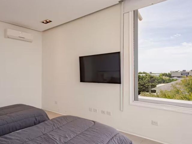 place photo 104