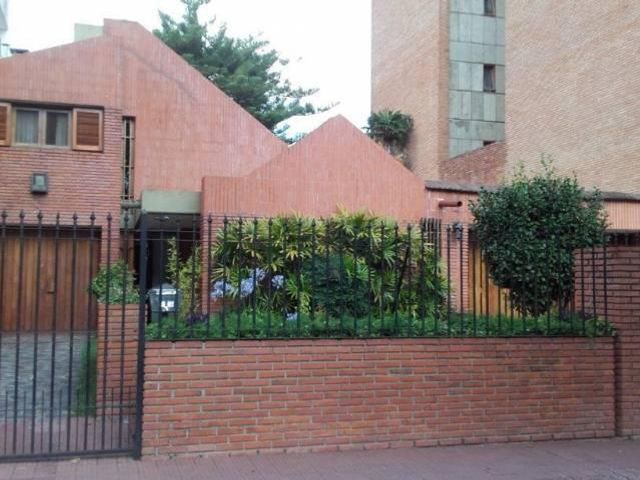 Terreno en venta apto constructora- Rosario -Barrio Alberdi