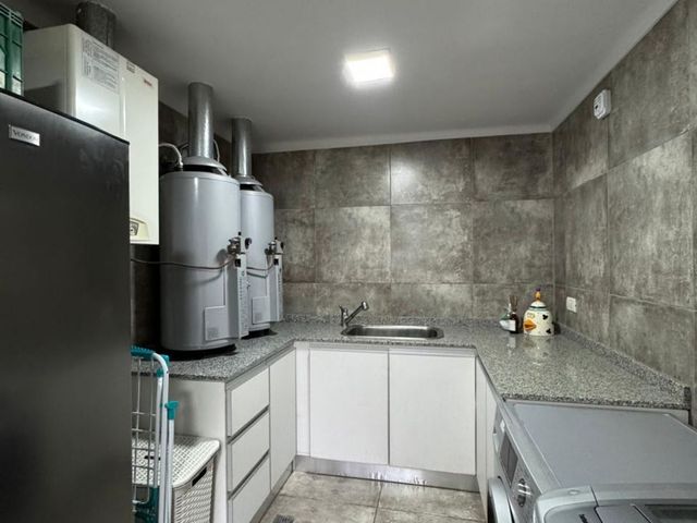 place photo 50