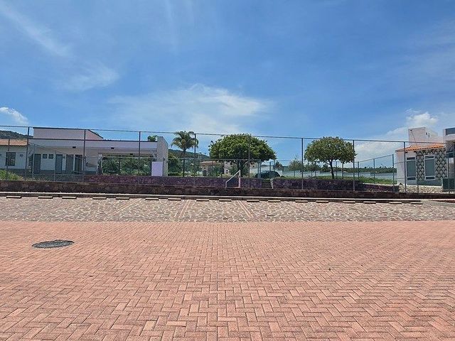 place photo 14