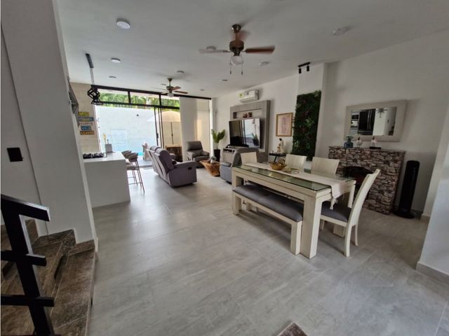 place photo 24