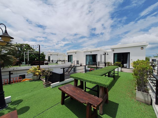 place photo 48