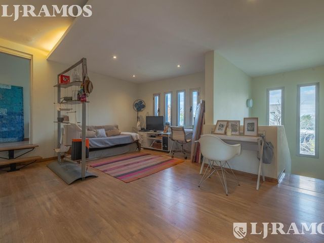 place photo 43