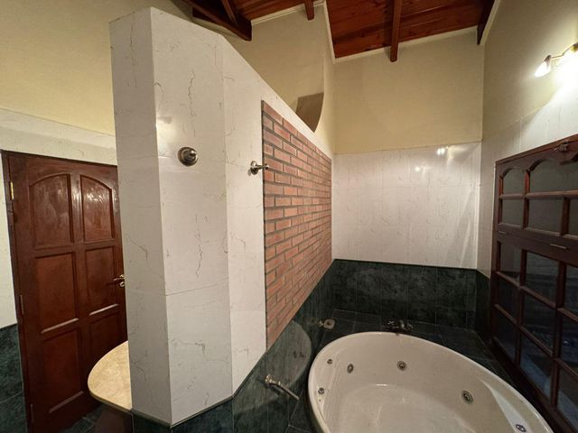 place photo 71