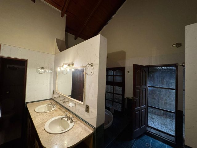 place photo 75