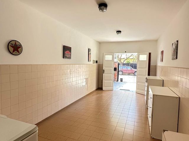 place photo 50