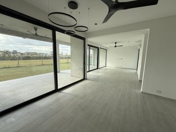 place photo 52