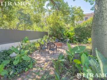 place photo 32