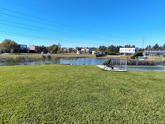 place photo 38