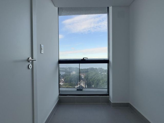 place photo 52