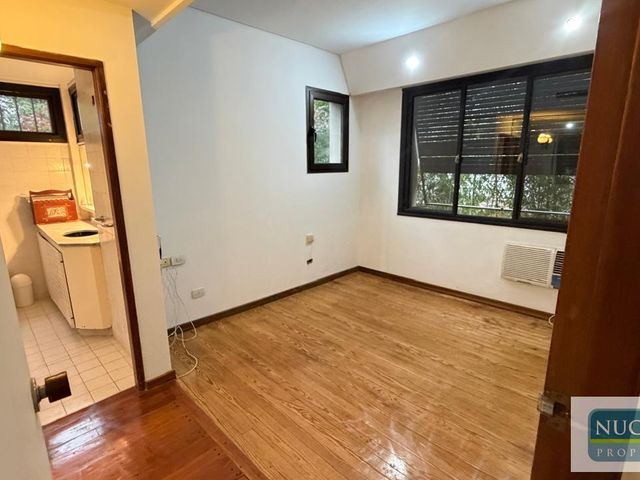 place photo 53