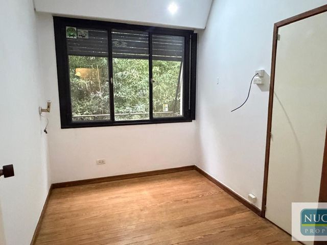 place photo 48