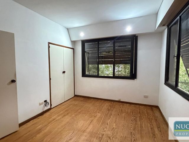 place photo 50