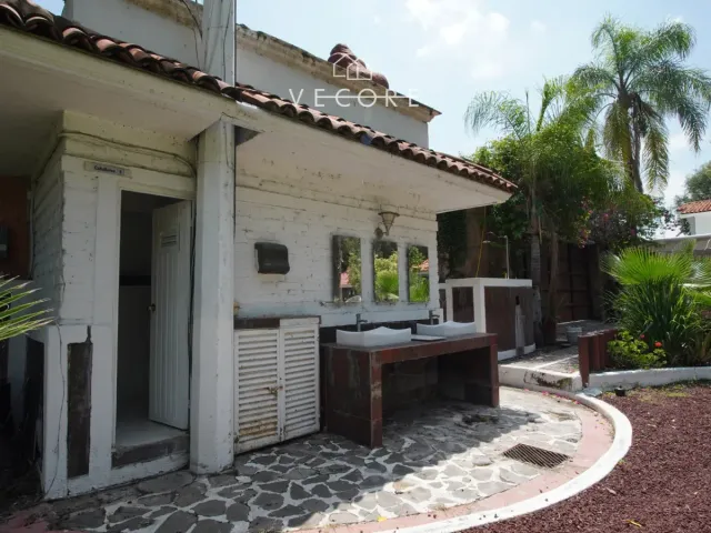 place photo 30