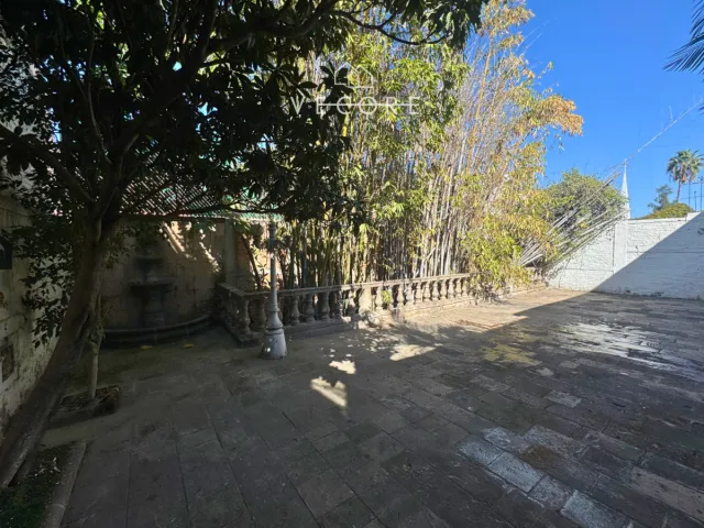 place photo 18