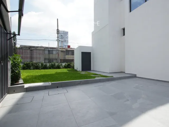 place photo 23