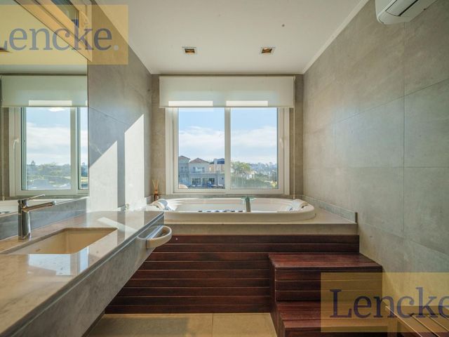 place photo 72