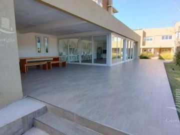 place photo 37