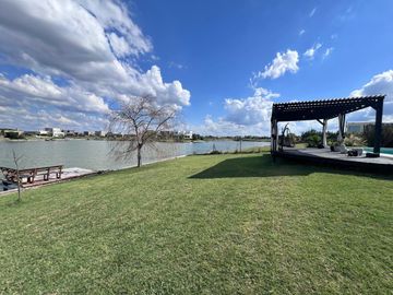 place photo 34
