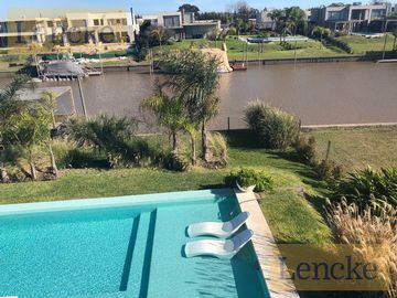 place photo 32