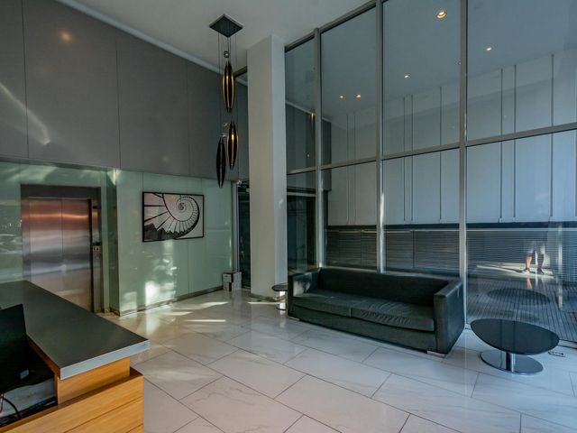 place photo 54