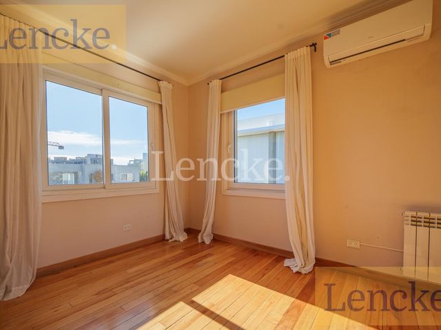 place photo 92