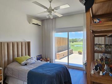 place photo 48